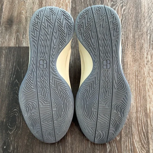 Sabrina 1 Nike Basketball Shoes - Picture 7 of 11